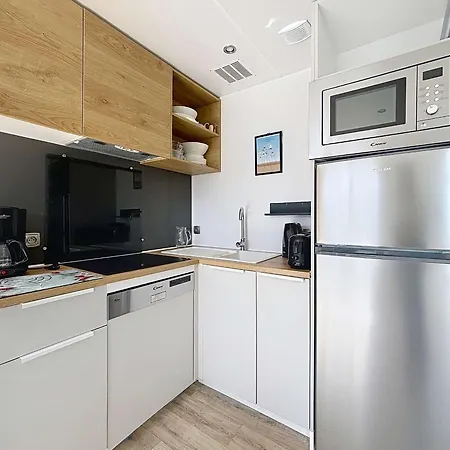Mobil-home Confort, 2 Chambres, Piscine Chauffee, 200m Plage, Centre-ville, Parking, Wifi, Menage Inclus - Fr-1-361a-28 Дом отдыха Жуллувиль-ле-Пен
