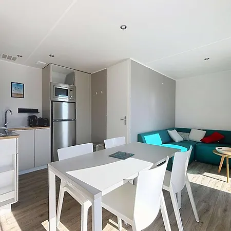 Mobil-home Confort, 2 Chambres, Piscine Chauffee, 200m Plage, Centre-ville, Parking, Wifi, Menage Inclus - Fr-1-361a-28 Жуллувиль-ле-Пен