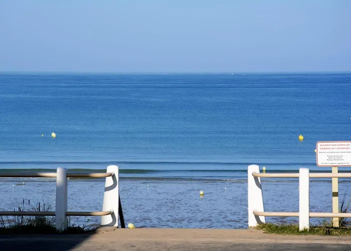 Mobil-home Confort, 2 Chambres, Piscine Chauffee, 200m Plage, Centre-ville, Parking, Wifi, Menage Inclus - Fr-1-361a-28 * Jullouville-les-Pins