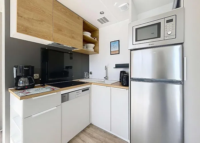 Mobil-home Confort, 2 Chambres, Piscine Chauffee, 200m Plage, Centre-ville, Parking, Wifi, Menage Inclus - Fr-1-361a-28 بيت للعطل جولوفيل ليه باه