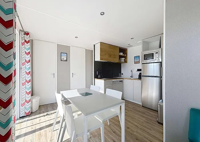 بيت للعطل Mobil-home Confort, 2 Chambres, Piscine Chauffee, 200m Plage, Centre-ville, Parking, Wifi, Menage Inclus - Fr-1-361a-28 جولوفيل ليه باه